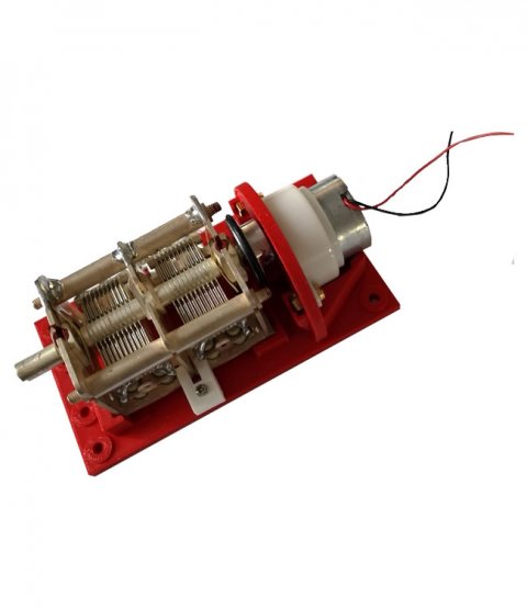 Capacitor for MLA systems with servo